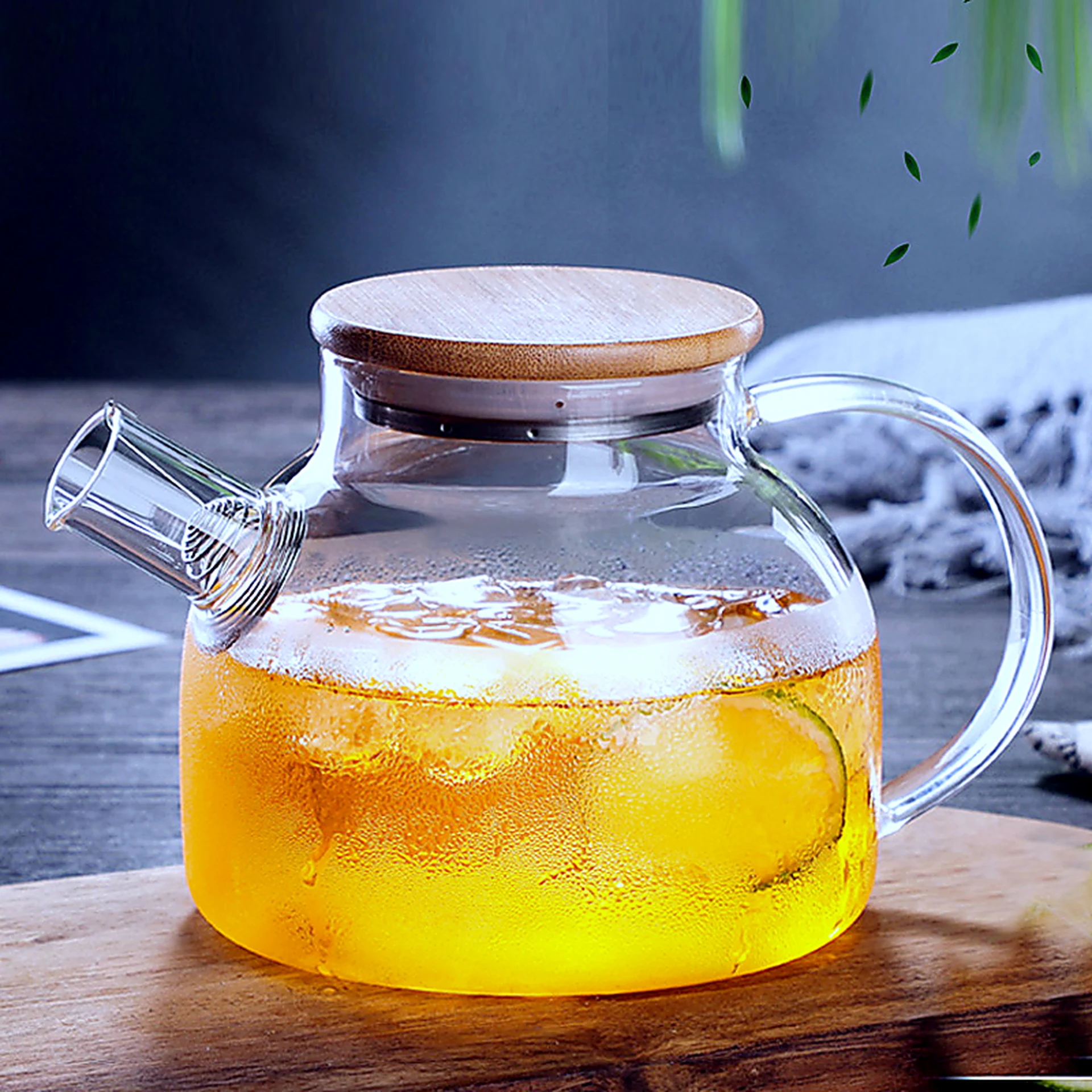 Glass Pitcher with Wooden Lid for OEM wholesale glassware projects